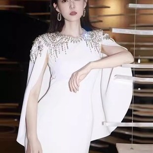 白色主持人晚礼服女2025新款名媛气质高端歌手演出服端庄大气夏季