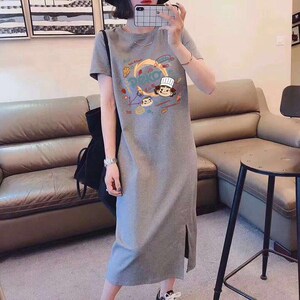 好货连衣裙2025新款今年流行爆款夏季宽松长款气质卡通t恤裙子大