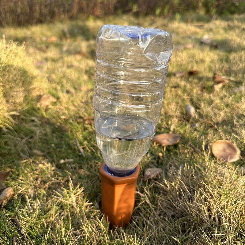 新款懒人自动滴水浇花器
