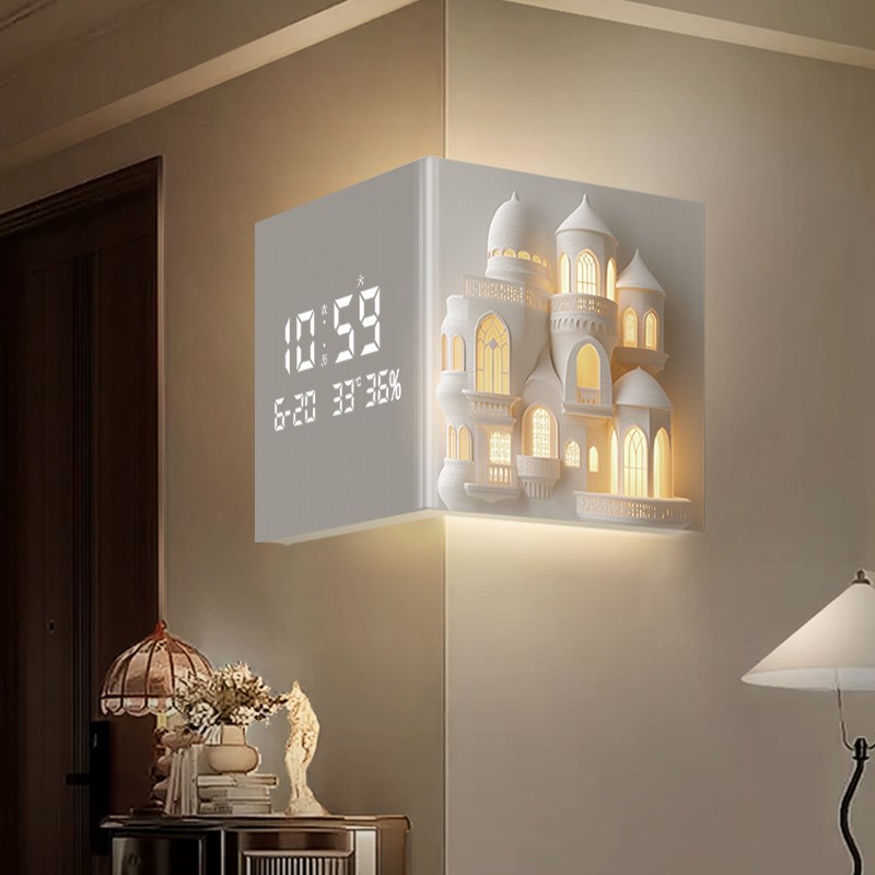 奶油风转角时钟客厅新古典数显电子钟表创意2025新款拐角挂钟壁灯