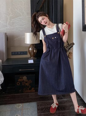 牛仔背带连衣裙女春秋2025超火独特绝美韩系休闲高腰显瘦a字裙子