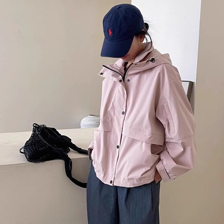 小个子连帽冲锋衣女时尚运动户外