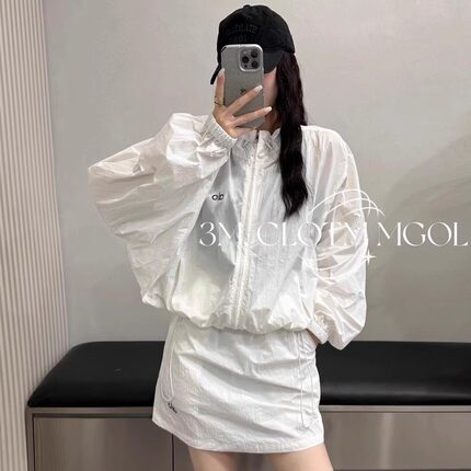 冰丝立领字母短款防晒衣外套女设计感秋外穿短裙防晒服套装超好看
