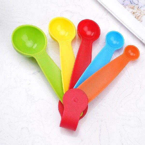 5Pcs/Set Lovely Colorful Plastic Measuring Cups Measure