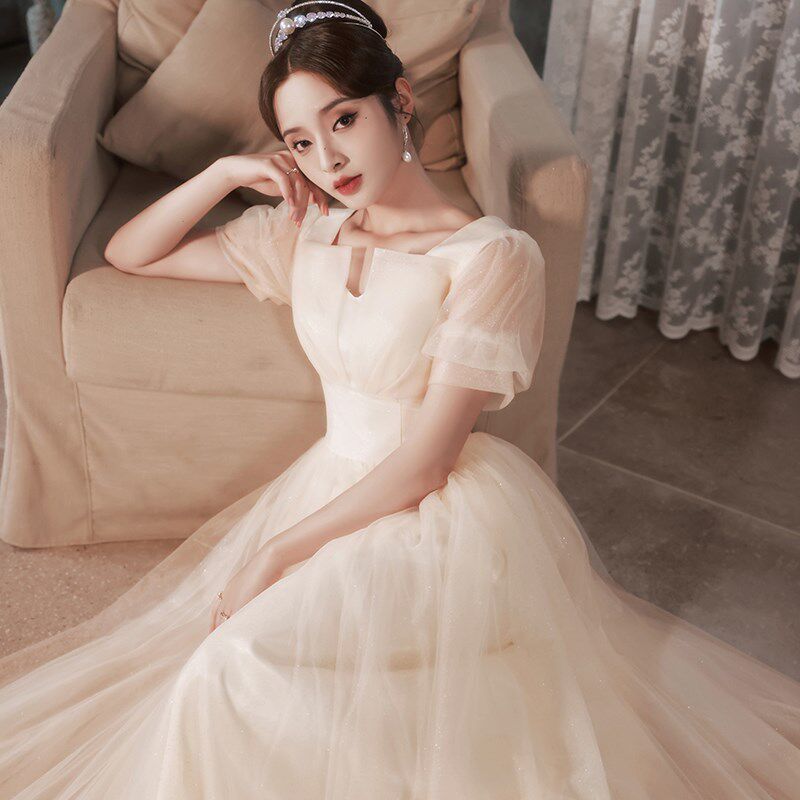 香槟色晚礼服轻奢小众高端18岁成人礼生日仙气宴会学生毕业公主裙