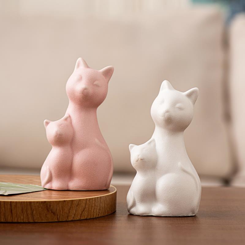 现代简约陶瓷小猫装饰摆件北欧家居客厅桌面艺术工艺品玄关装饰品