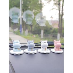 2023新款小河马汽车摆件创意可爱卡通车载内饰用品香薰公仔玩偶