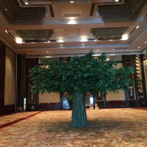 厂家供应仿真古树装饰榕树餐厅酒店造景室内户外造型树木装饰道具