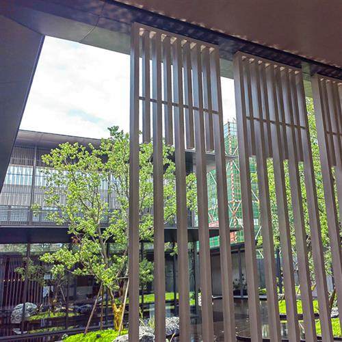 不锈钢门头小区入口门头大型不锈钢制作不锈钢风雨连廊户外钢结构