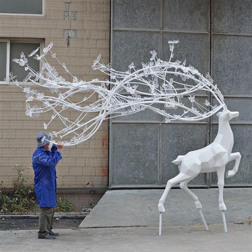 不锈钢镂空梅花鹿雕塑长角鹿摆件酒店大堂售楼处足浴艺术装饰美陈