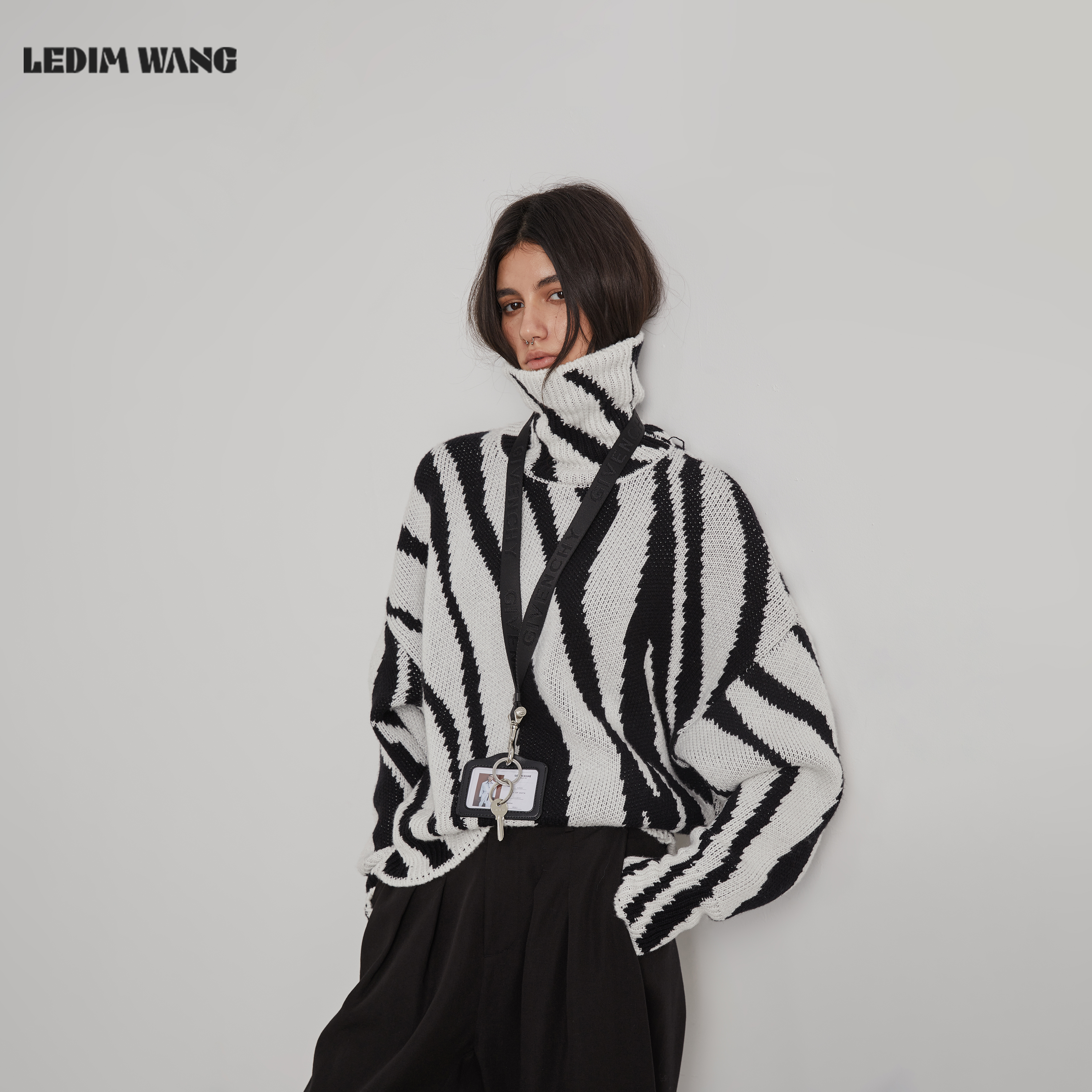 LEDIMWANG斑马提花针织套头毛衣