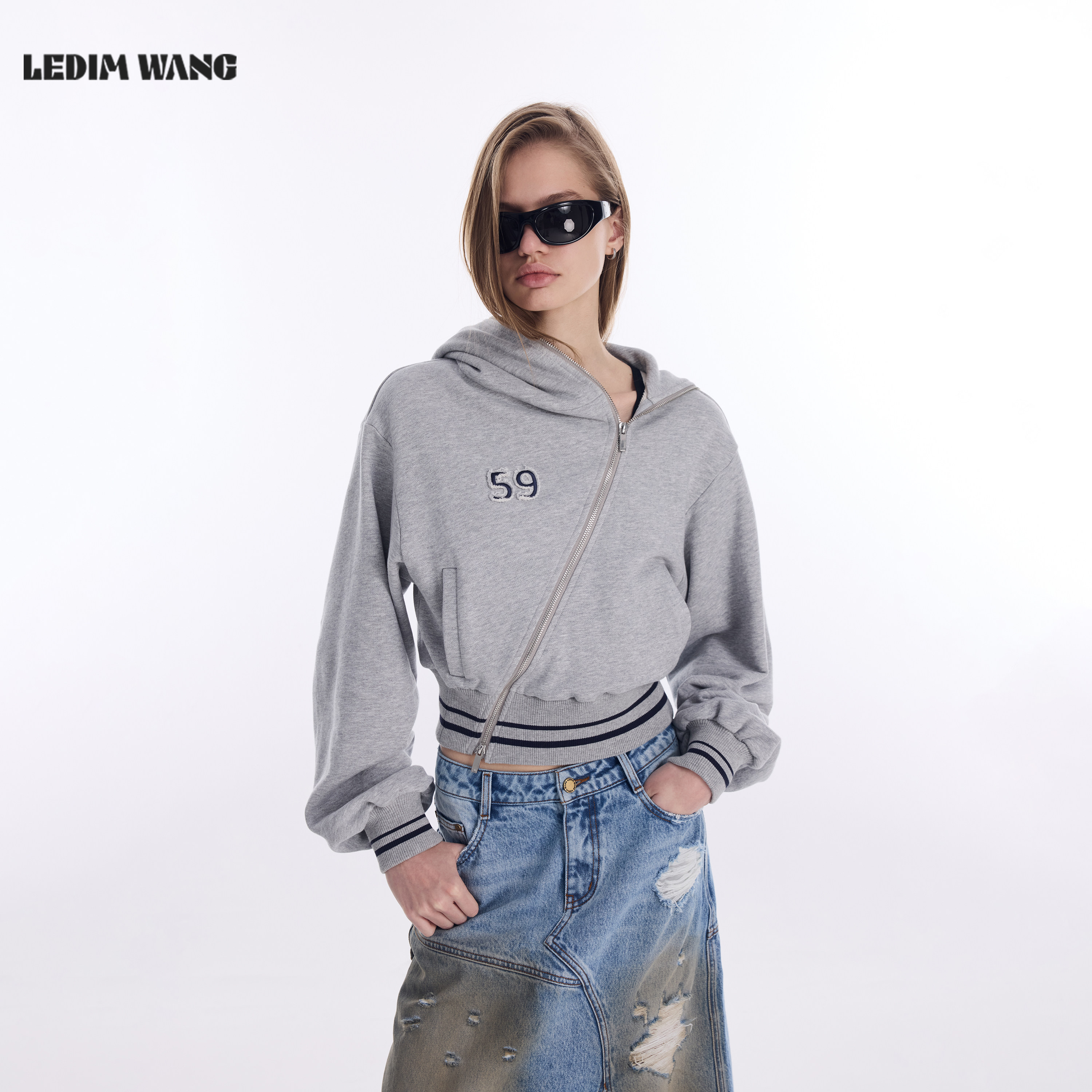 LEDIM WANG收腰连帽卫衣女灰色不对称拉链开衫修身2026春季新款