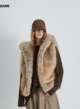LEDIM WANG暖狐仿皮草连帽马甲女25秋冬新款复古巴恩风棕色外套