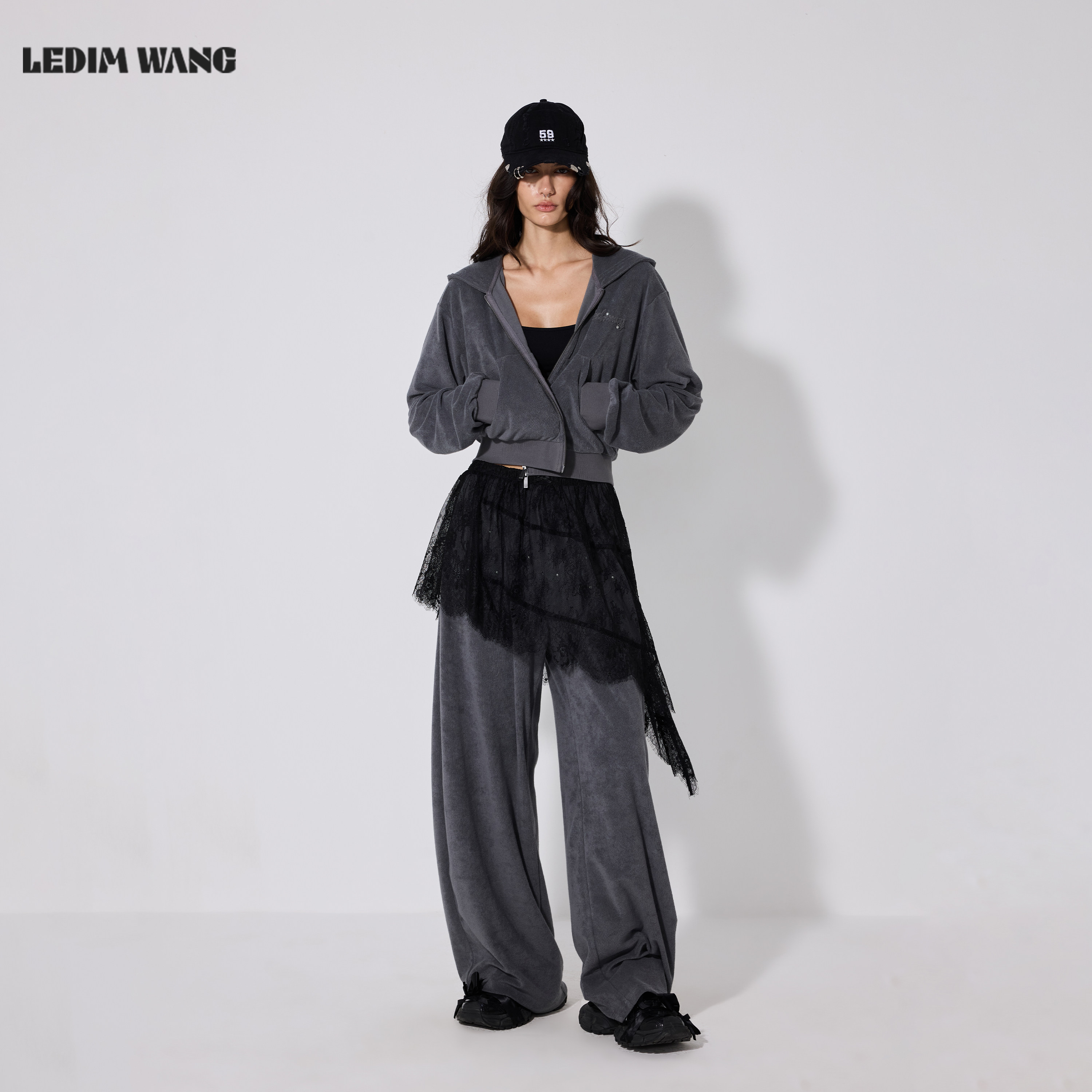 LEDIMWANG复古绒感卫衣套装女图片