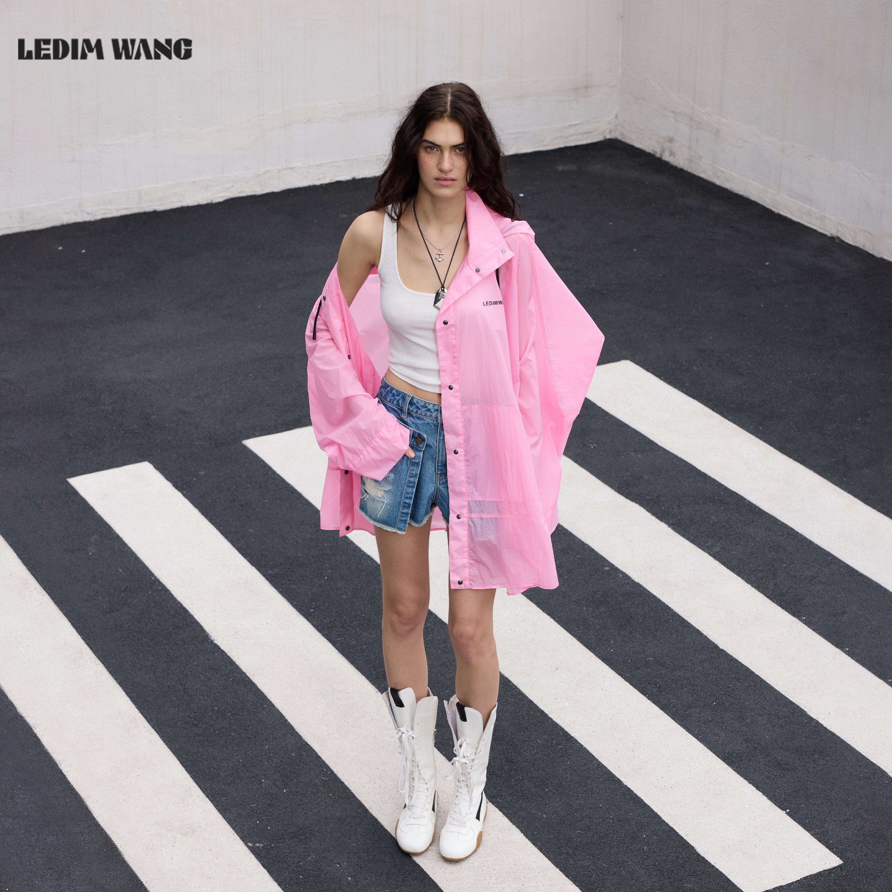 LEDIM WANG时尚防晒冲锋衣外套女26夏新款粉色轻薄防晒指数UPF50+
