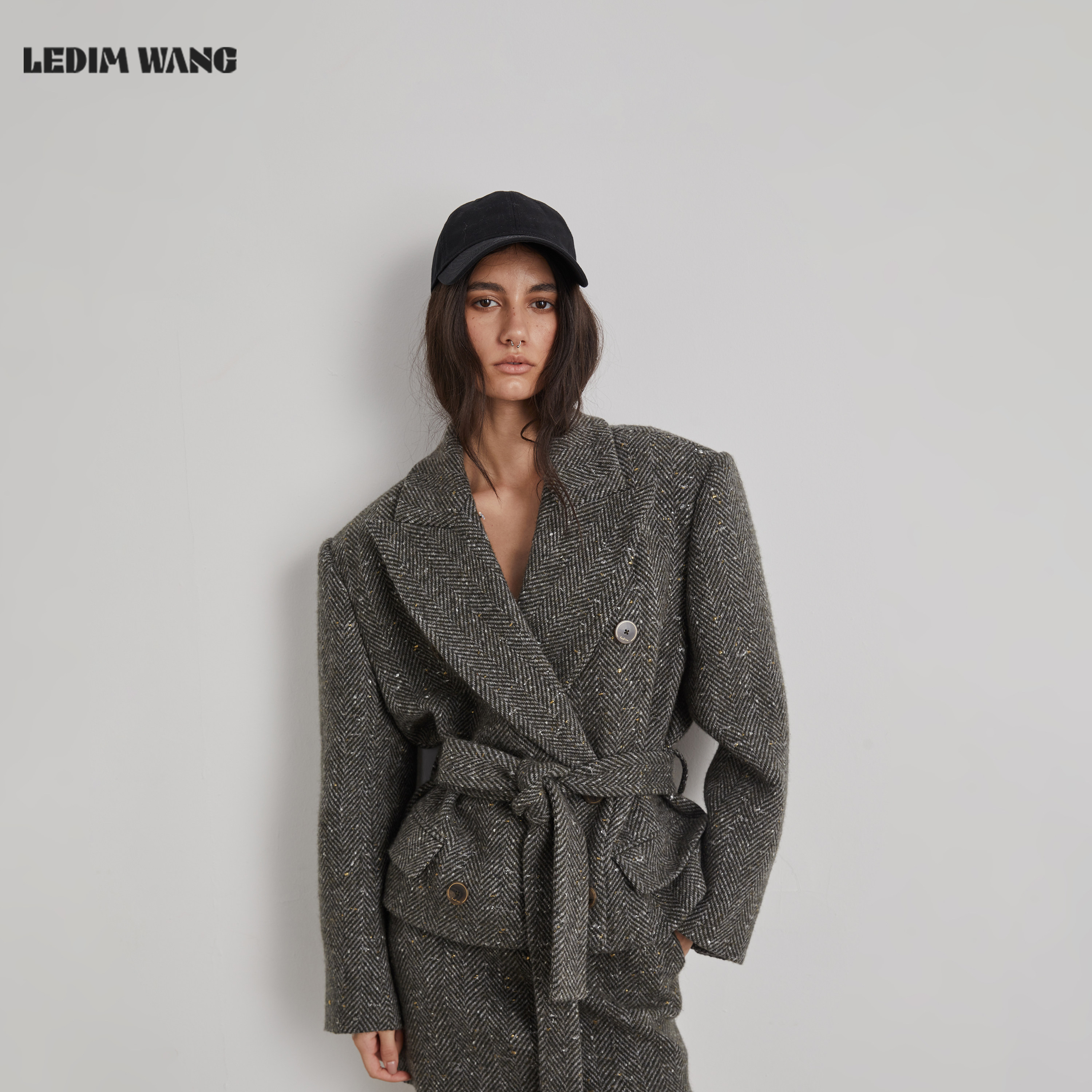 LEDIM WANG高智粗呢西服毛呢外套女25秋冬新款短款松绿宽肩大衣,女装/女士精品,毛呢外套,淘宝优惠券,粉丝福利购,淘宝优惠卷