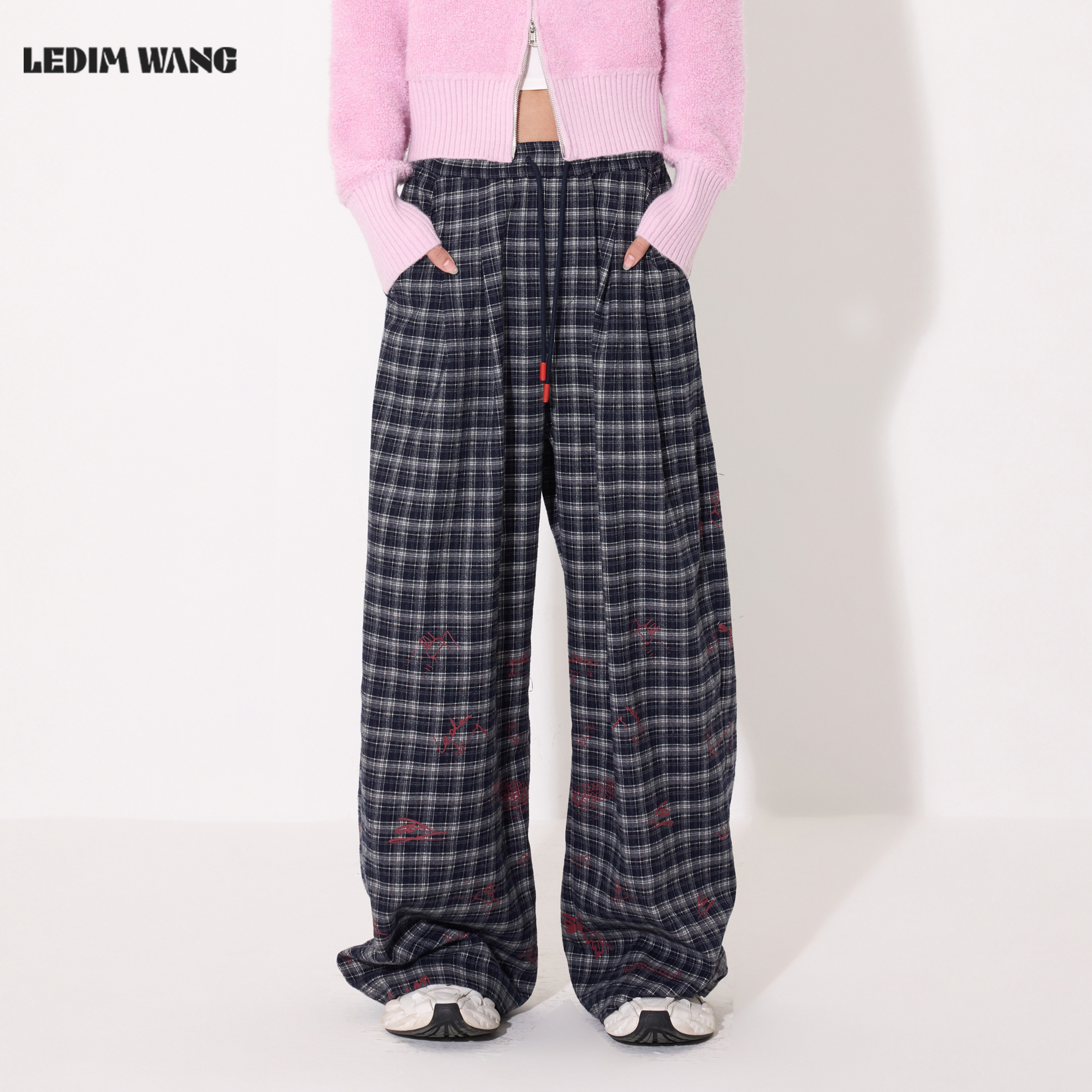 LEIDM WANG复古格纹印花休闲裤女26秋冬新款阔版松弛直筒抽绳长裤