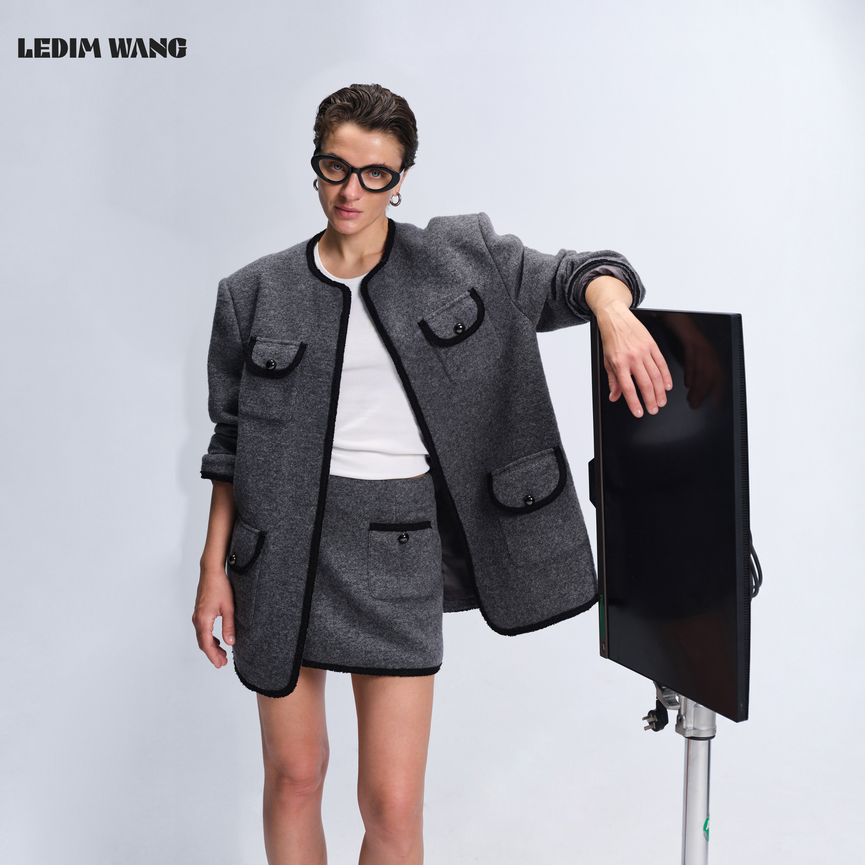 LEDIM WANG小香风花边毛呢外套女深灰色休闲长袖上衣2026秋冬新款