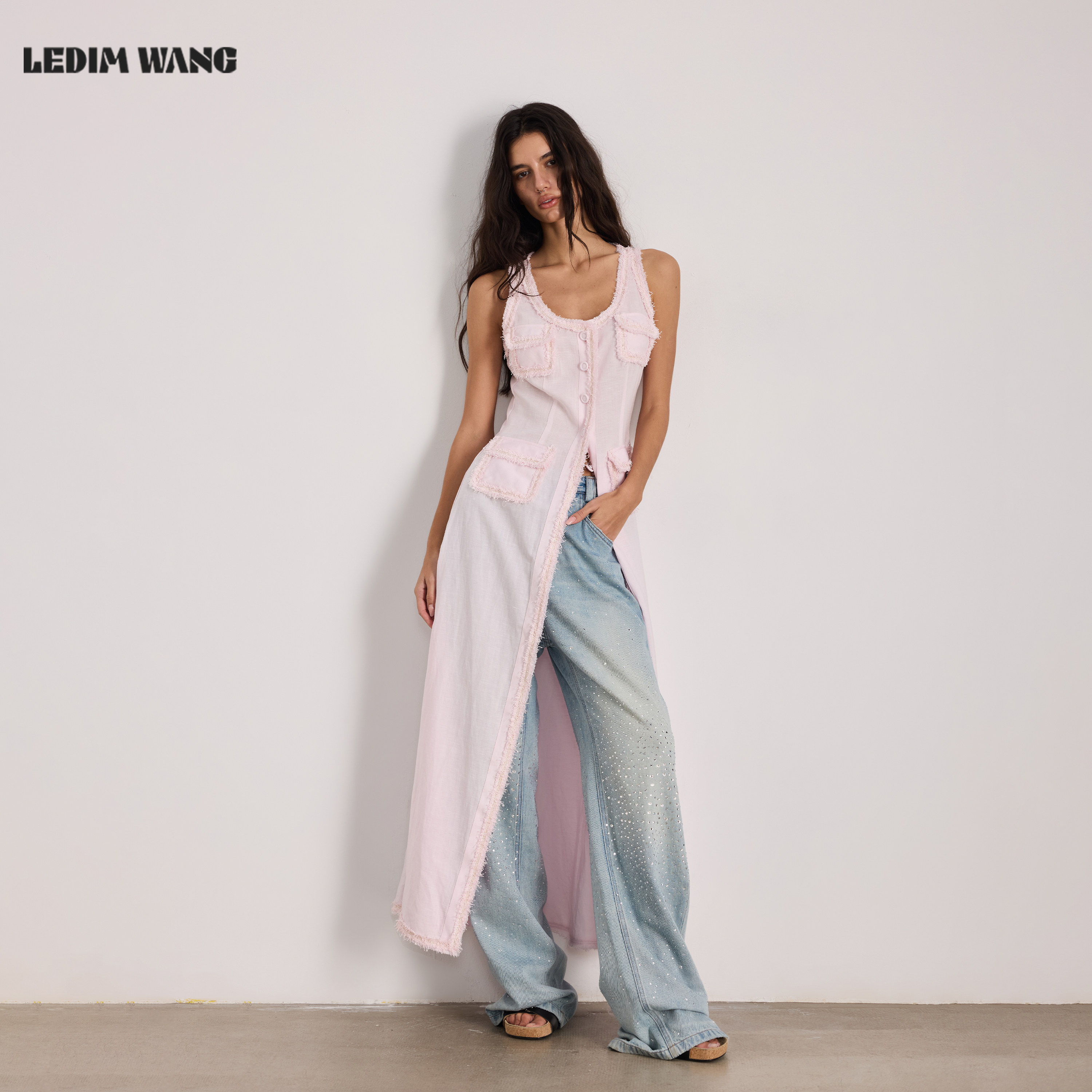 LEDIM WANG小香风修身马甲长款女粉色U领莱赛尔亚麻上衣26夏新款