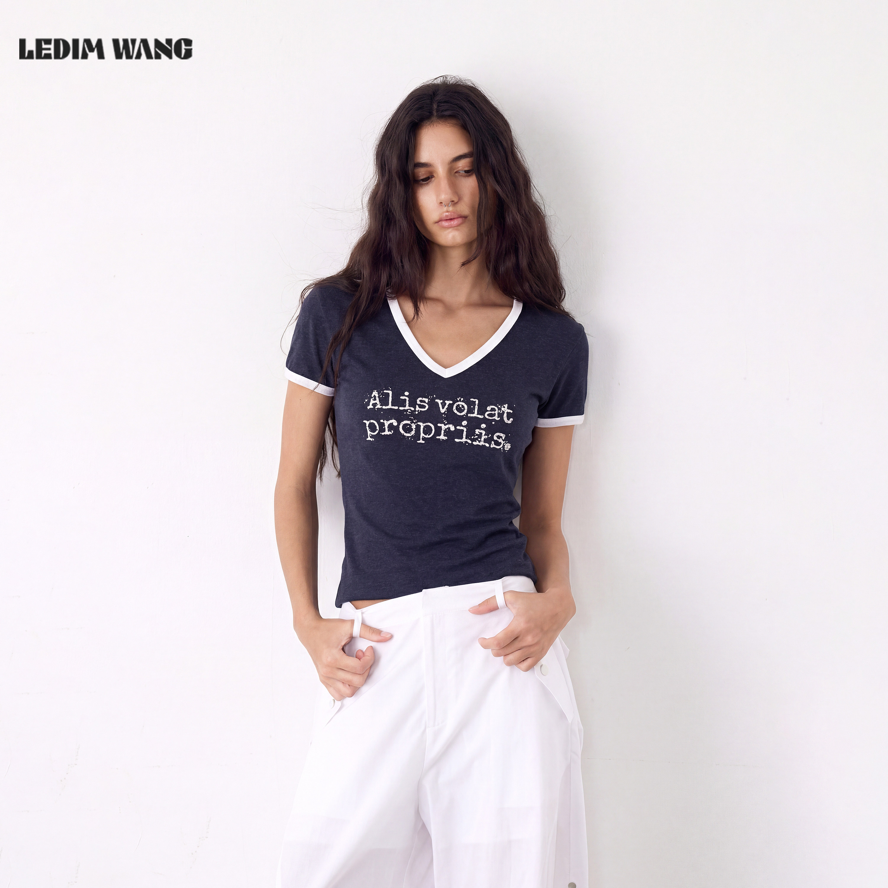 【明星同款】LEDIM WANG休闲风短袖T恤女修身亚麻上衣2026夏新款