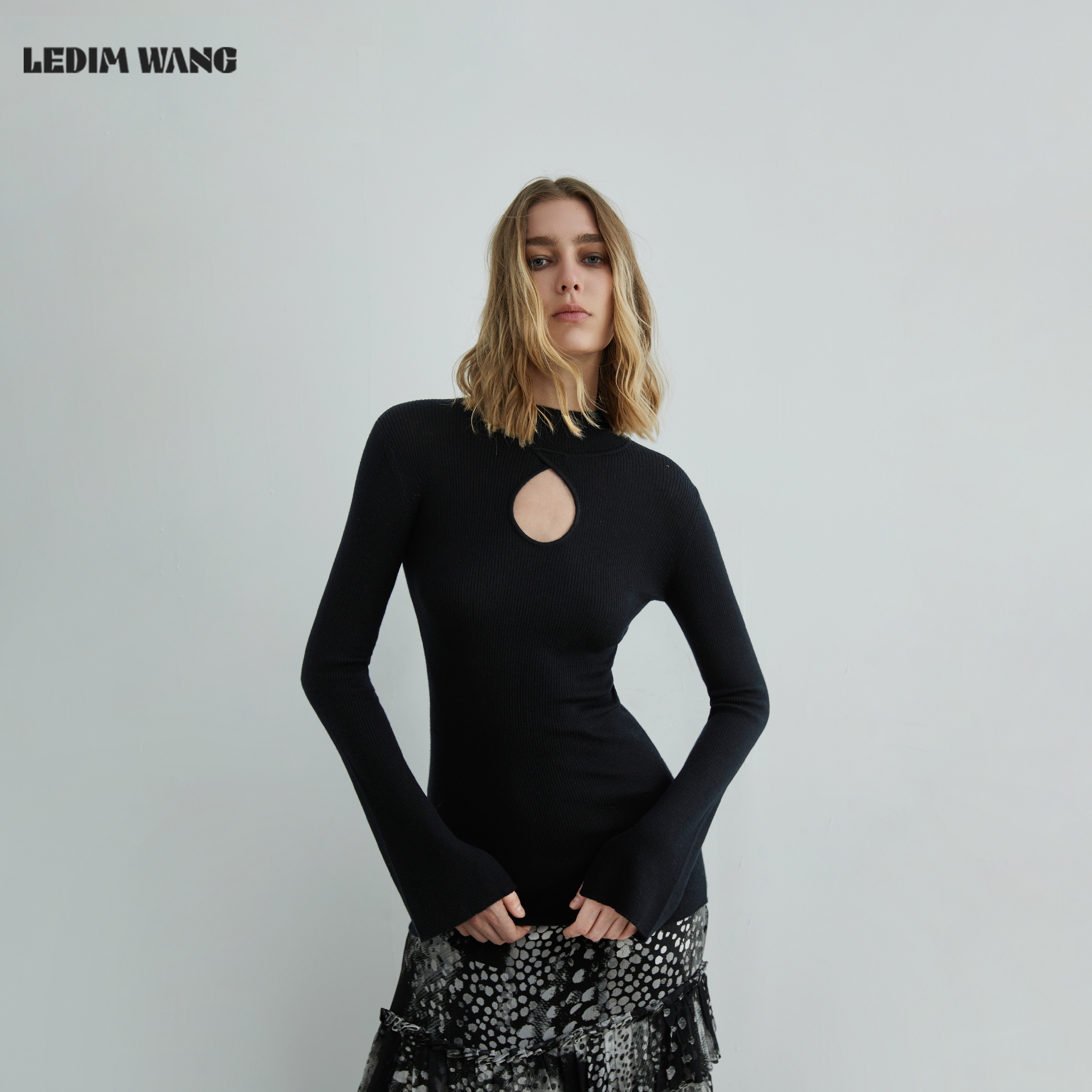 LEDIM WANG黑标/性感风羊毛长款毛衣女25秋季新款黑色修身打底衫