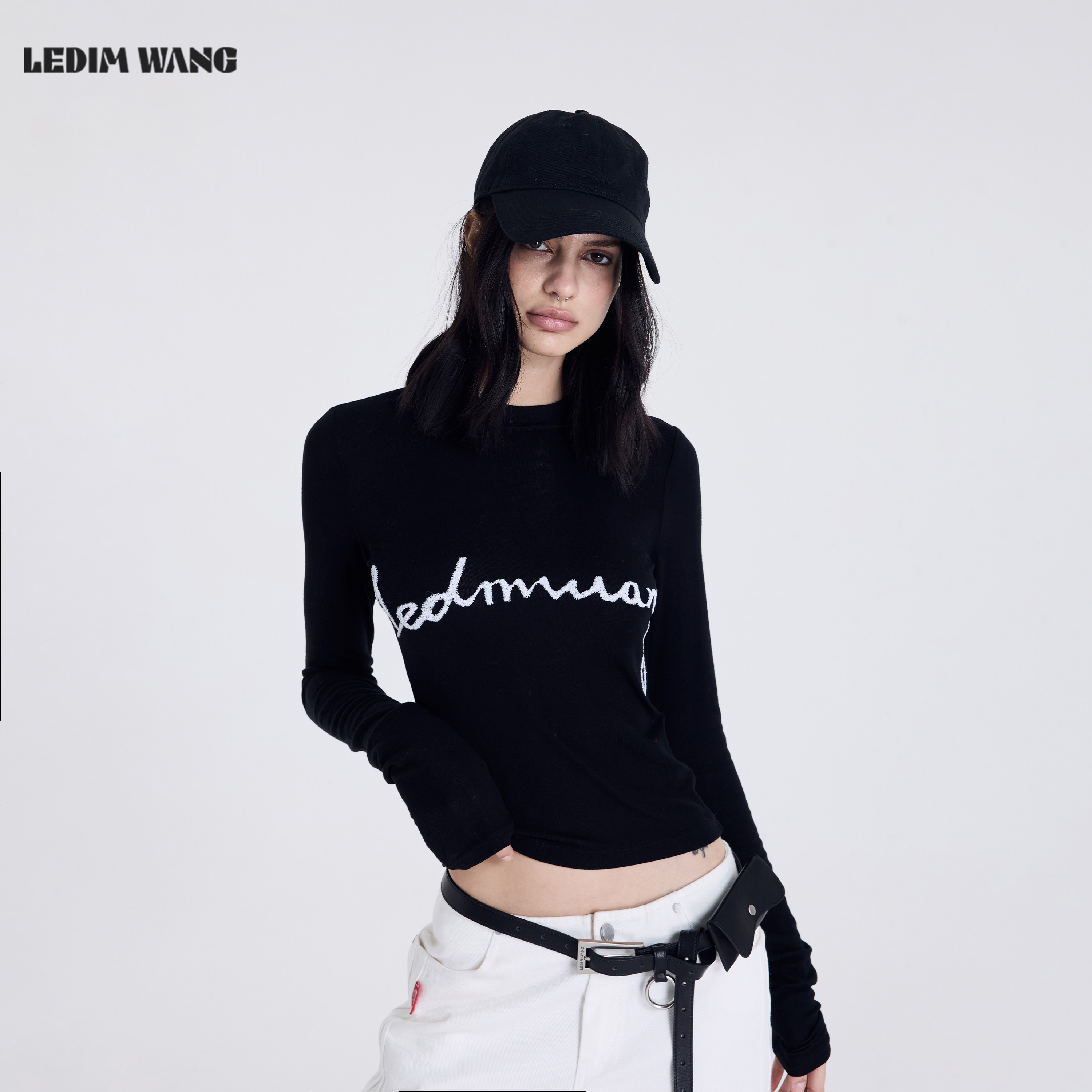 LEDIM WANG刺绣针织毛针织衫女2026春季新款内搭长袖短款打底衫
