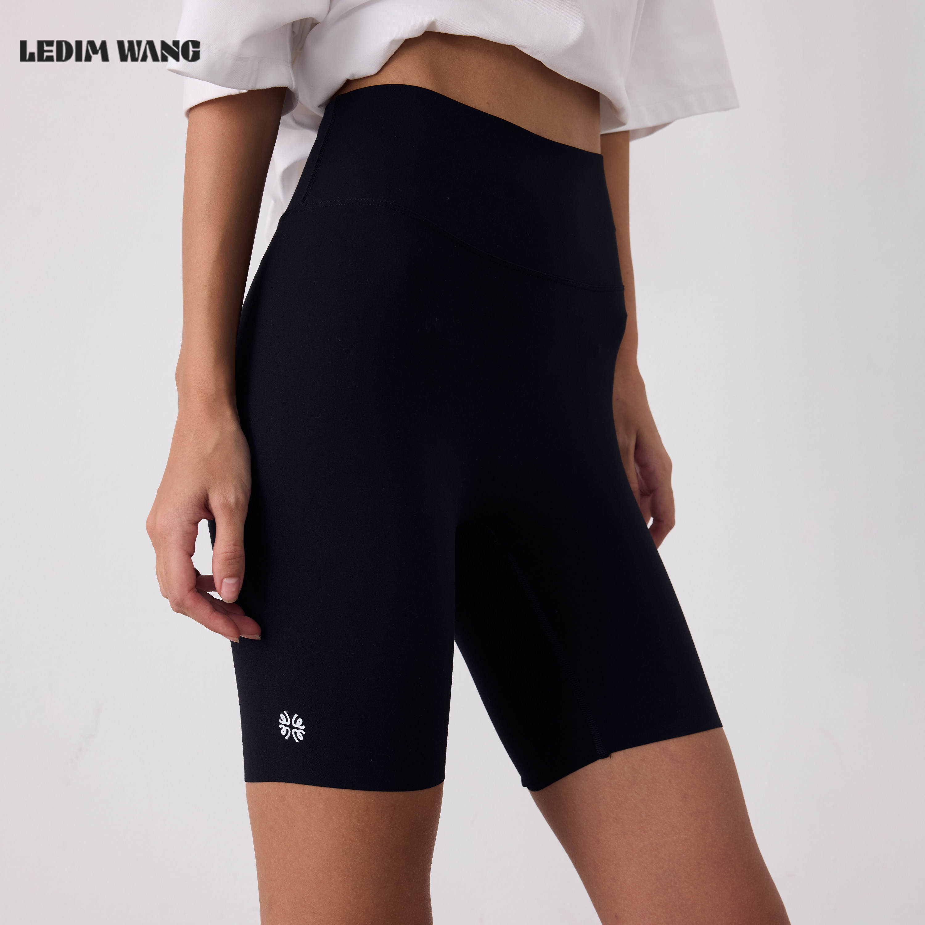 LEDIM WANG经典基础紧身打底裤女柔软弹力高腰薄款四分裤26夏新款