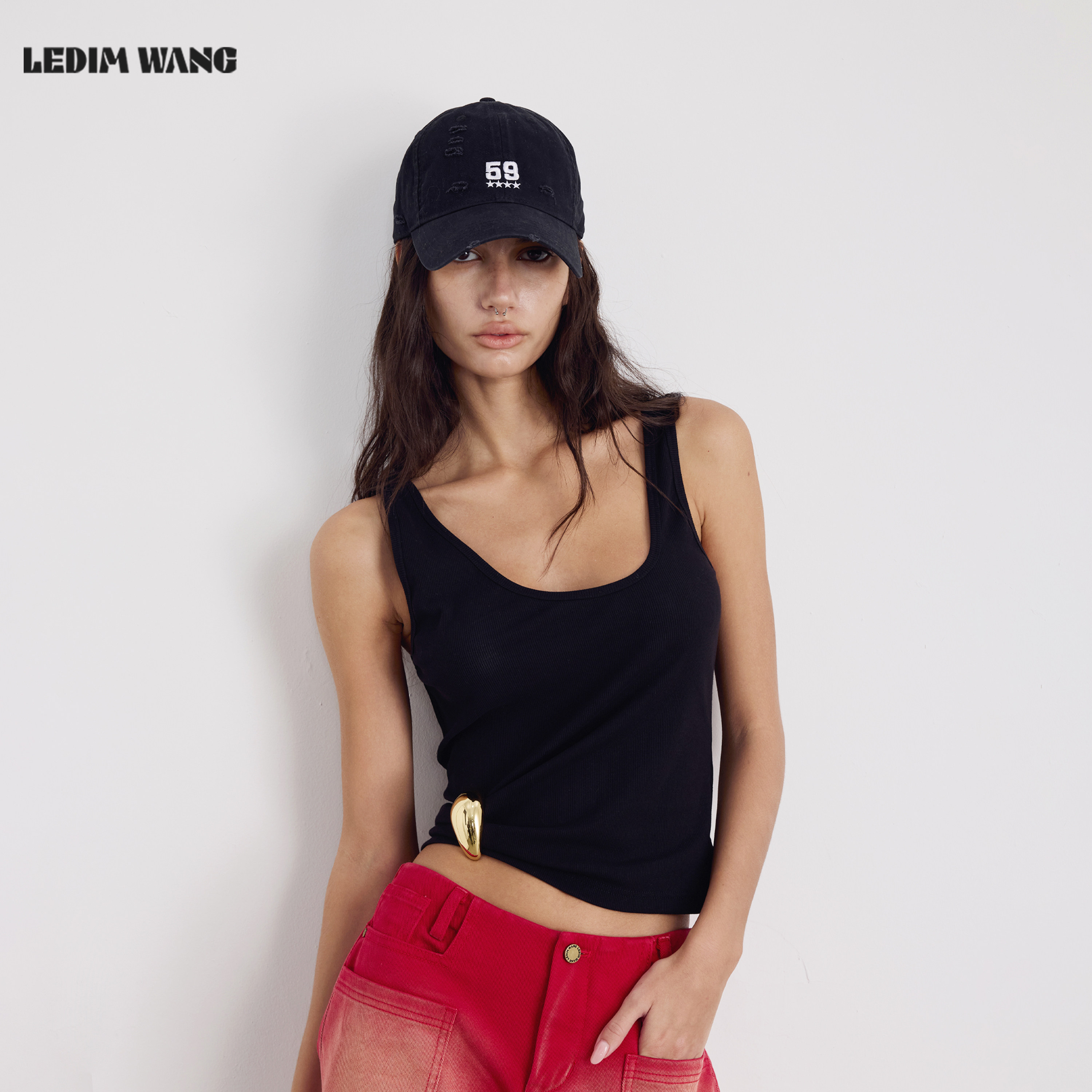 【明星同款】LEDIM WANG黑色修身吊带背心内搭女短款显瘦26夏新款