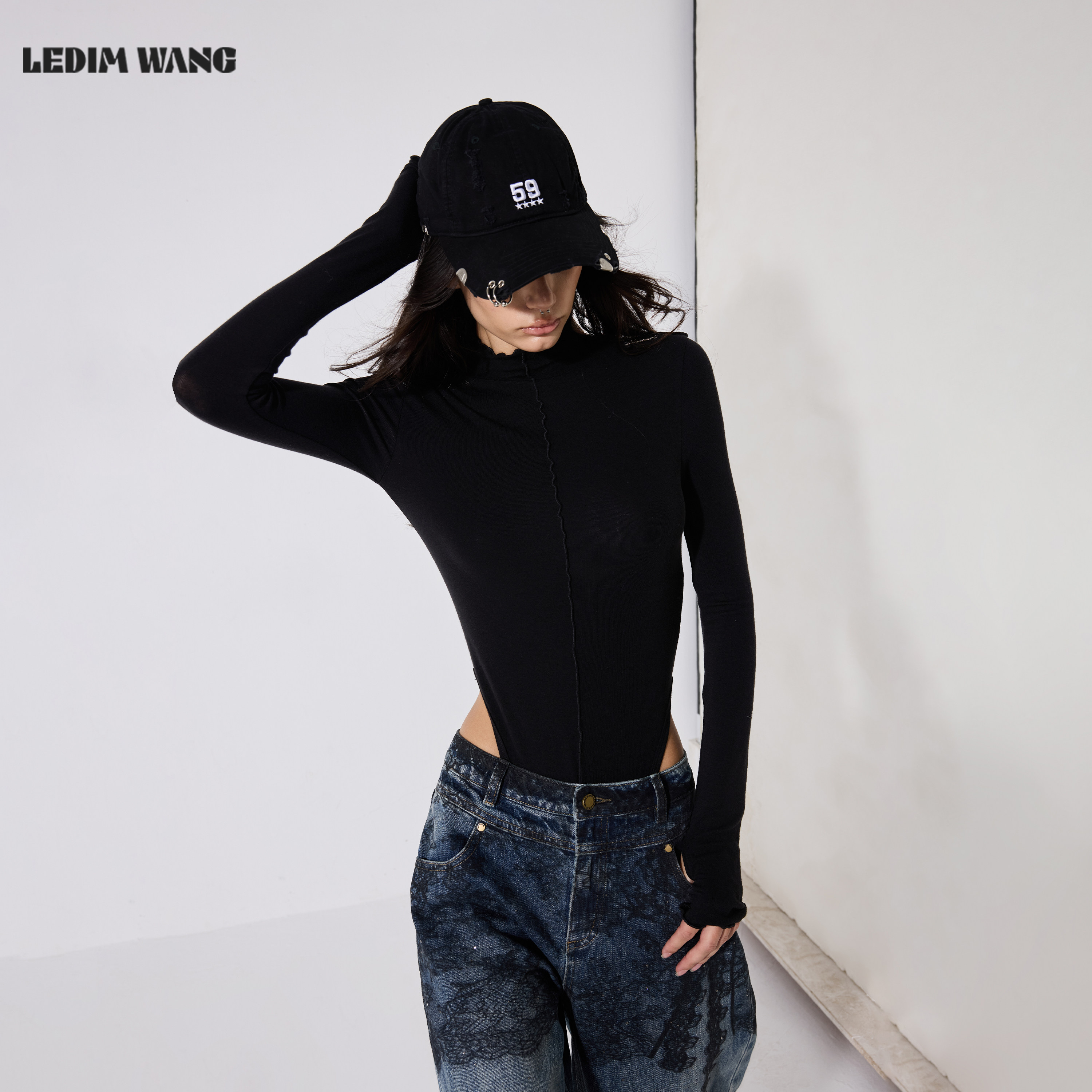 LEDIMWANG木耳边半高领毛针织衫图片