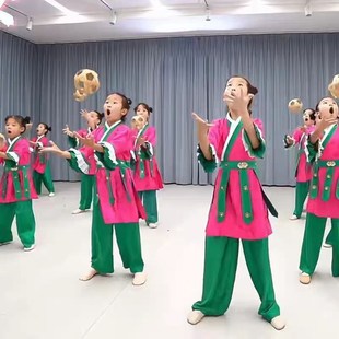 儿童群舞蹴鞠舞蹈服装演出服元旦汉服女童宋朝仕女图舞蹈服表演服