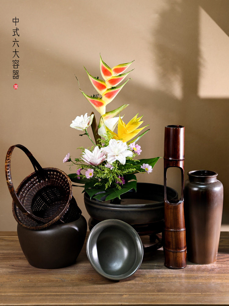 中式陶瓷花瓶花盘竹编剑山插花