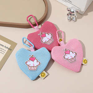儿童爱心包渔夫帽零钱包蓝牙耳机包适用手机壳小挂包手提挂绳创