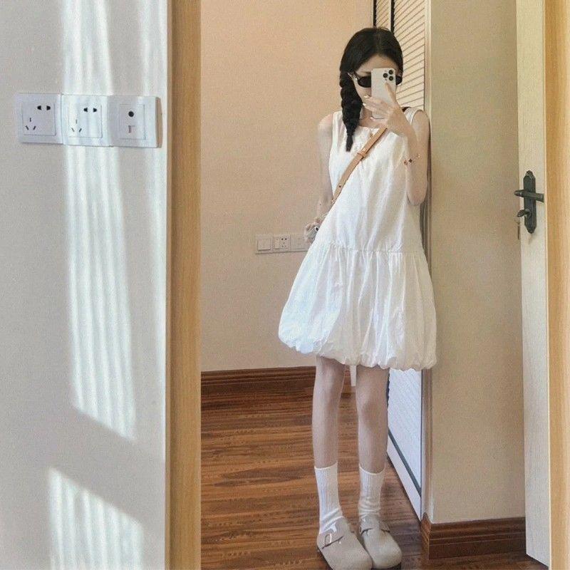韩系白色无袖背心连衣裙女夏季温柔风气质裙子小个子宽松花苞短裙