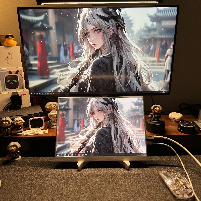 13.4寸 2K 90Hz 1s00%sRGB 高刷便携显示器 副屏显示 一线通便携
