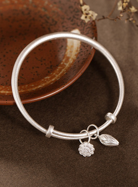 2024新款女简约实心两世欢手镯民族风古法磨砂面铜镀莲蓬莲花镯子