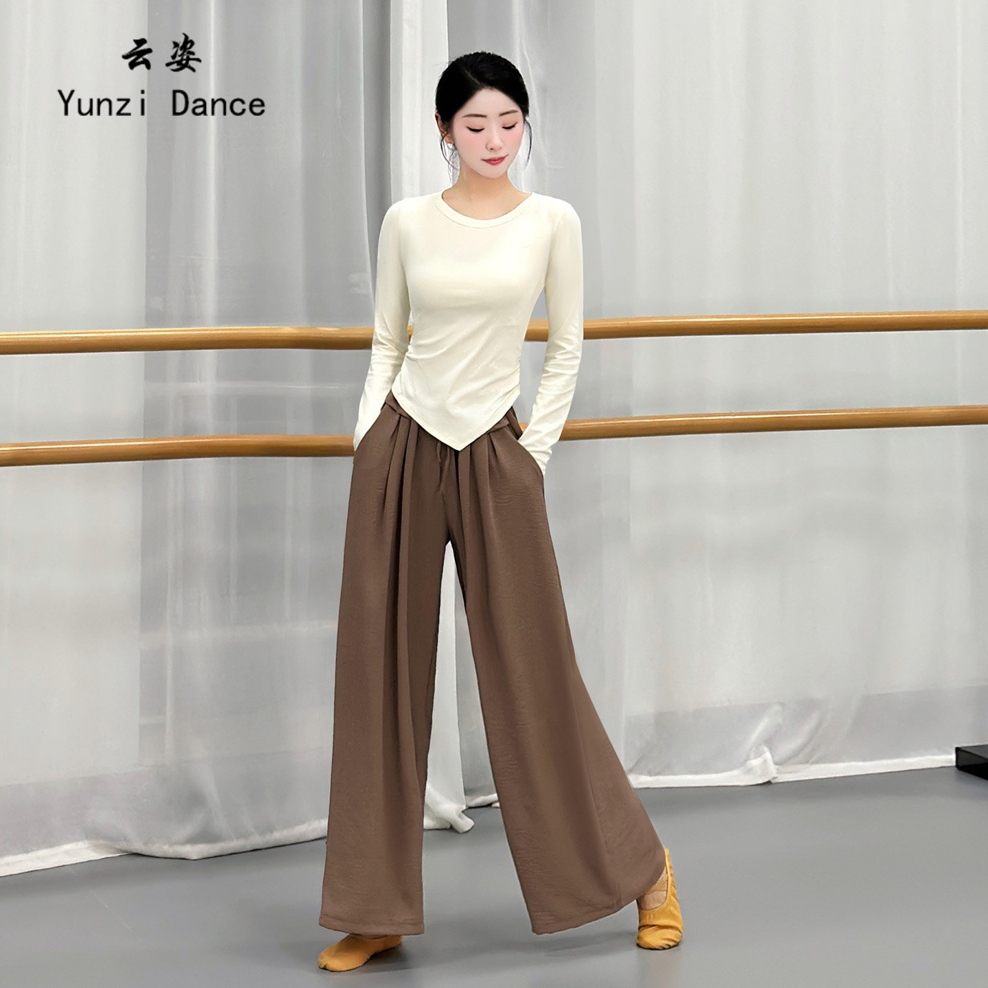 舞蹈练功服女冬季形体服上衣舞蹈