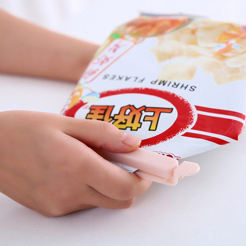 极速封口夹零食保鲜夹茶叶奶粉厨房食品袋子密封夹器塑料食物夹子