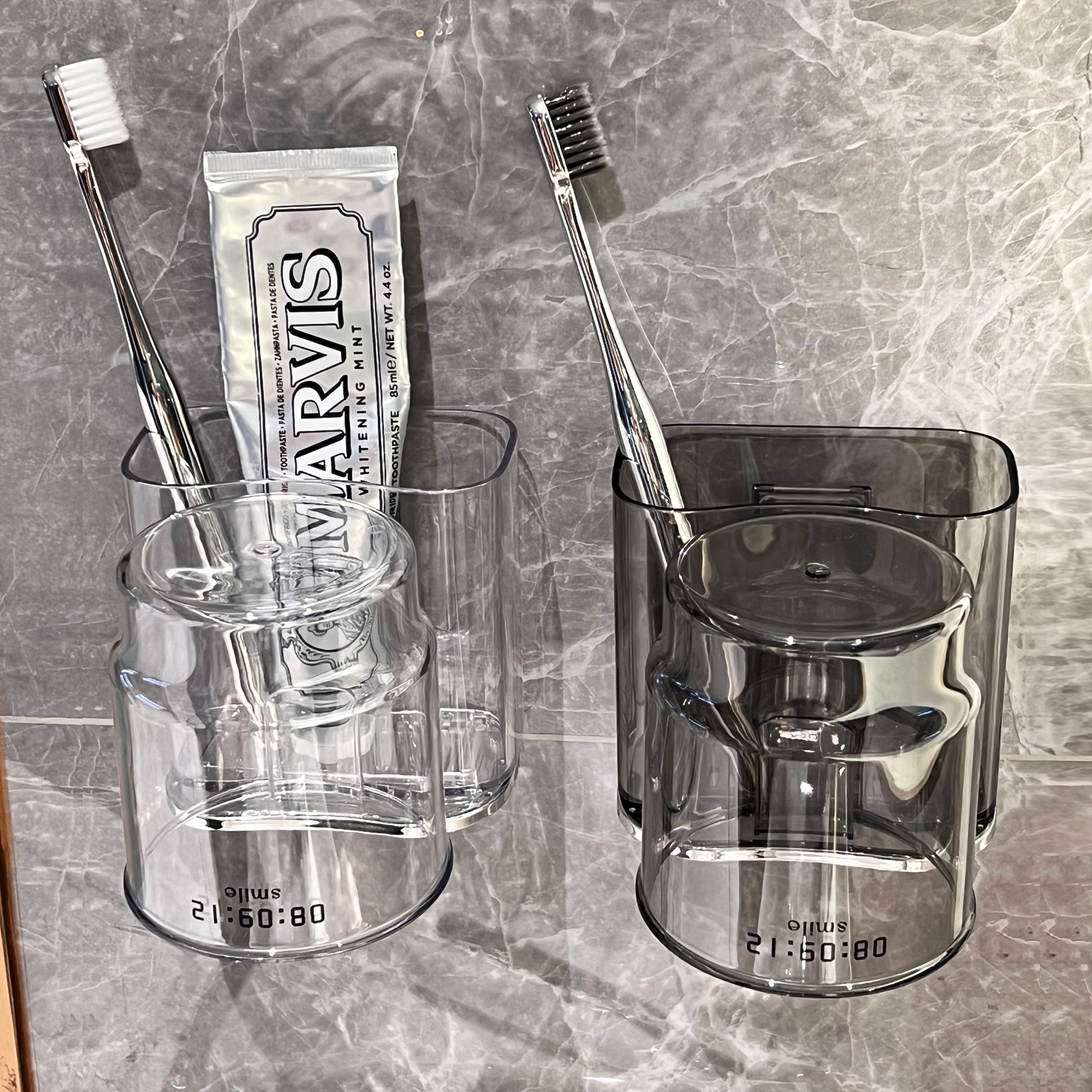 速发轻奢牙杯牙刷架子置物架洗侣漱口杯卫生间牙刷杯情漱杯刷牙杯