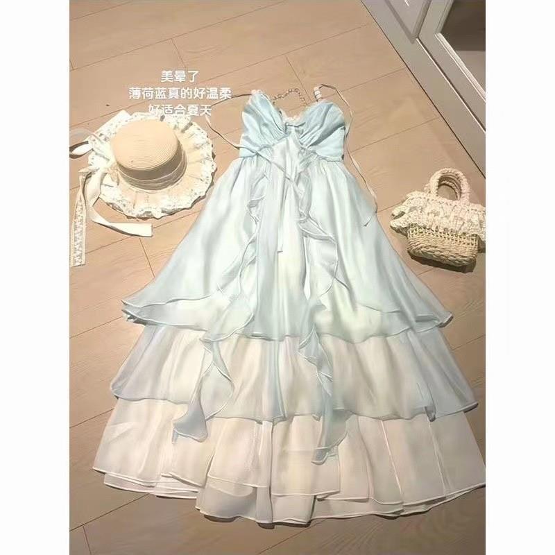 桔梗house海边度假风吊带连衣裙女2025夏季新款氛围感露背长裙子