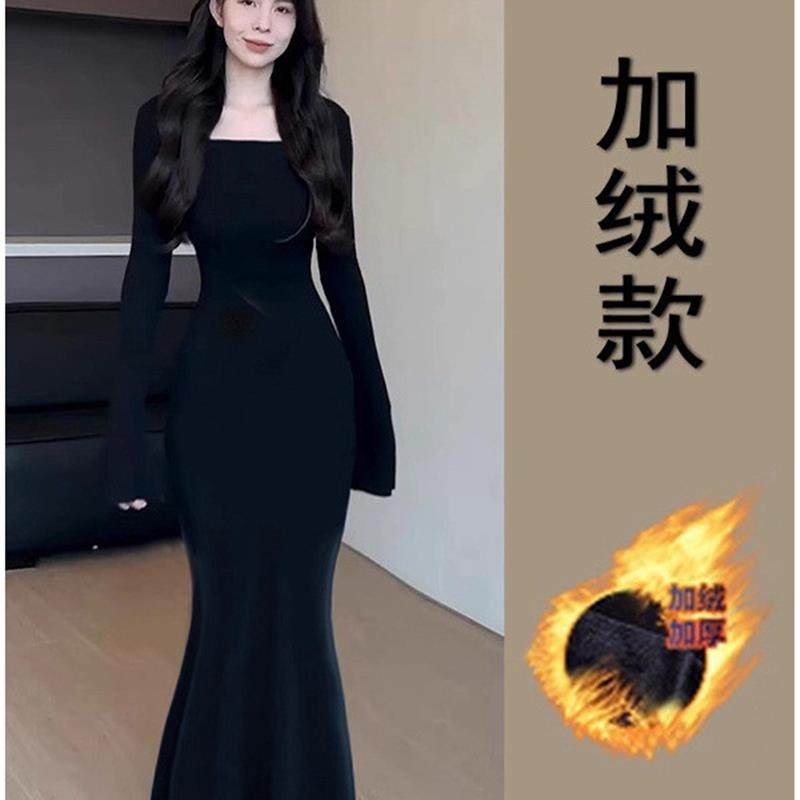 黑色鱼尾裙连衣裙女秋冬季加绒大衣内搭秋天长裙子小妈风穿搭套装