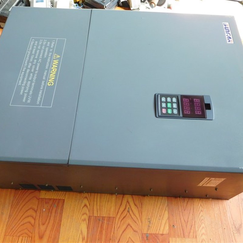 议价 四方变频器E380-4T1320G/1600P 132KW 160KW 380V实物图询价