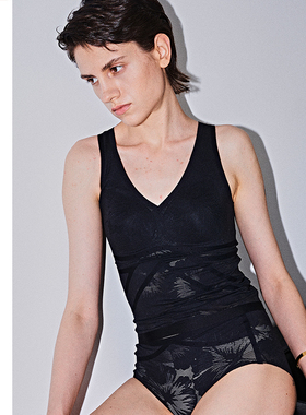 AIMER CHUANG/爱慕创简形V领无托中长背心CA711071