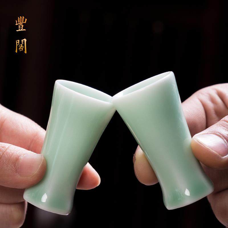 陶瓷酒杯家用羊脂玉六角小号白酒杯青瓷酒具小酒盅供奉小酒杯10ml