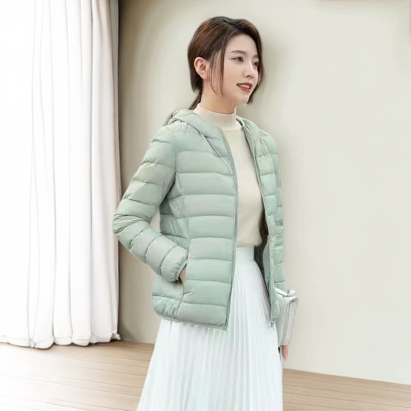 YAY鸭绒新款轻薄羽绒服女款短款大码轻便白鸭绒时尚白鸭绒外套冬