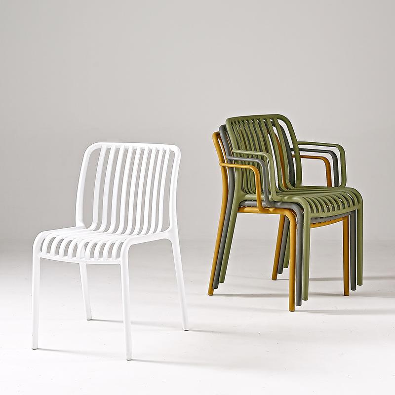 户外庭院桌椅靠背塑料凳子阳台客厅时尚椅子奶茶段创新餐桌椅