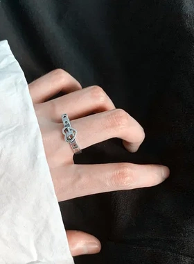 爱心戒指可调节女皮带扣小众时尚食指戒指环个性百搭开口设计感