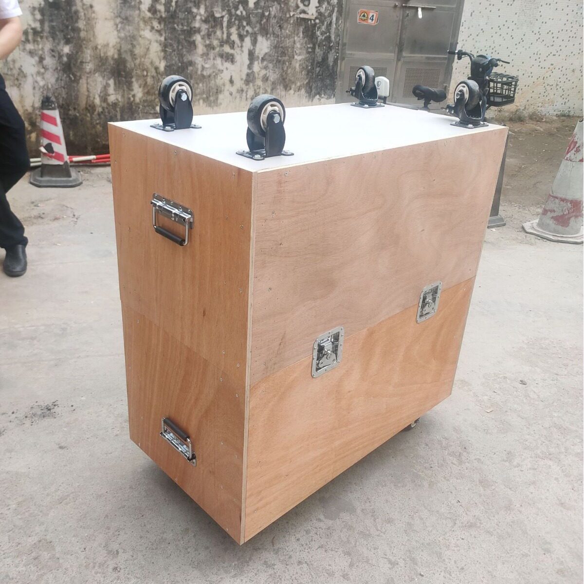 锁扣木箱出口木箱免熏蒸包装箱机械电器仪器航空海运箱钢带箱厂家