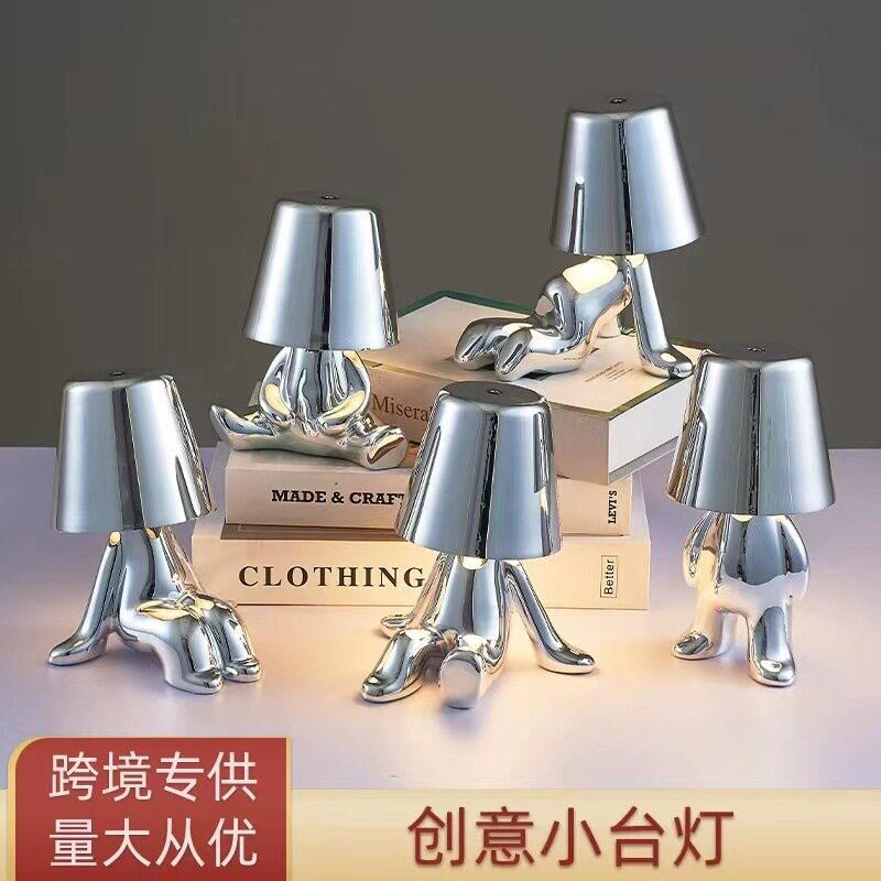 创意小台灯床头卧室小夜灯思考者电镀小金人造型台灯儿童房装饰