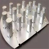 项目现场可安装 耐可化工 液体收集器 316L驼峰支撑