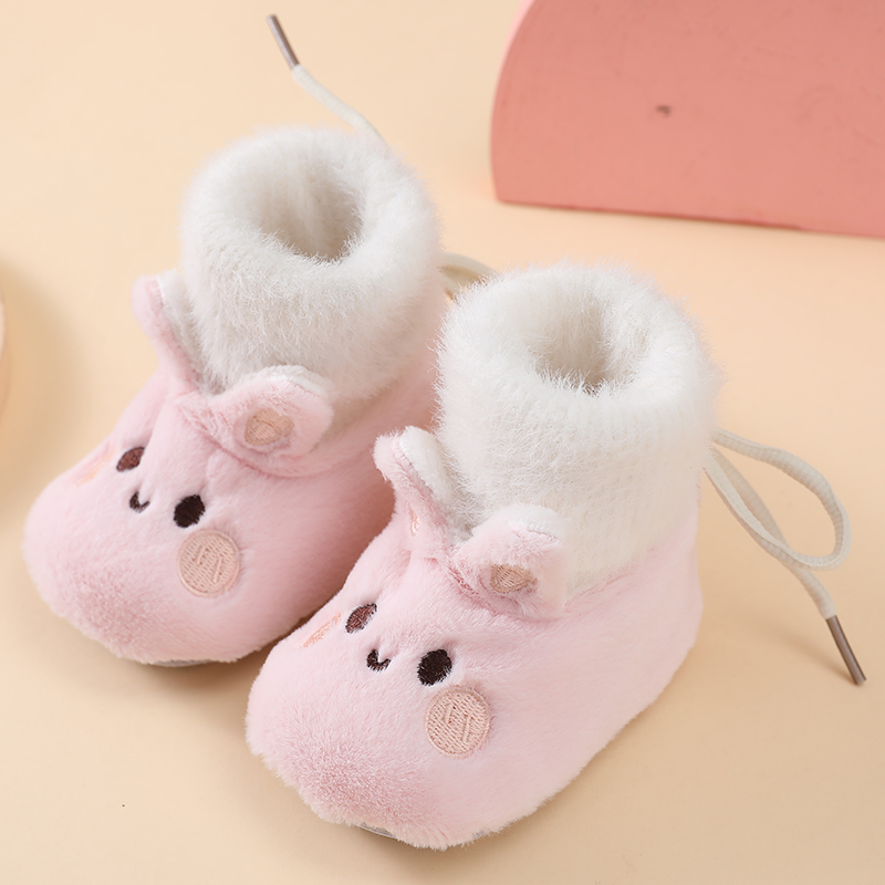 步前鞋软底可爱不掉鞋